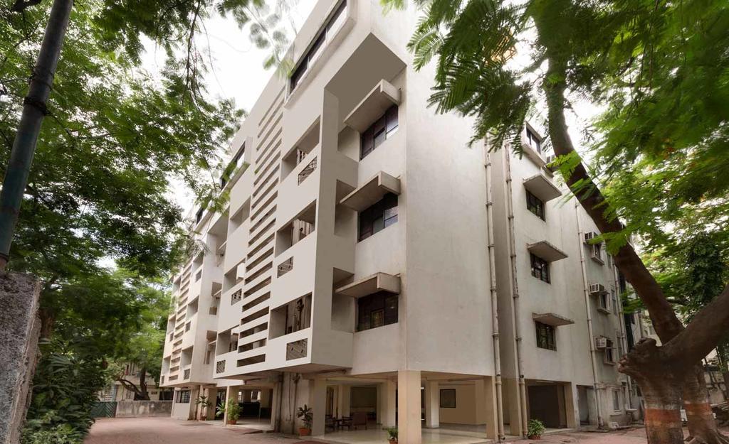 Hotel Meru Pune Bagian luar foto